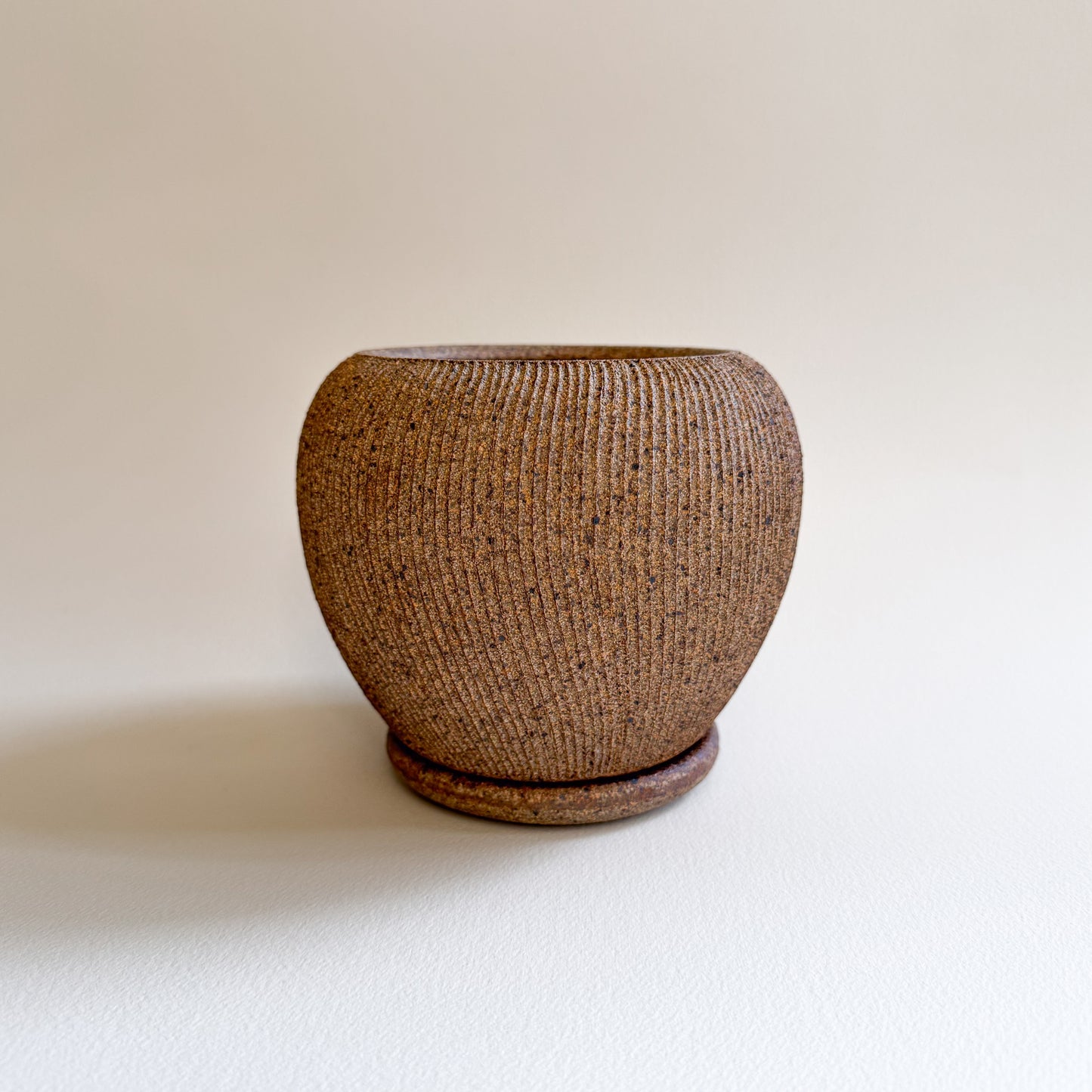 Cantil Sandstone Vase 001